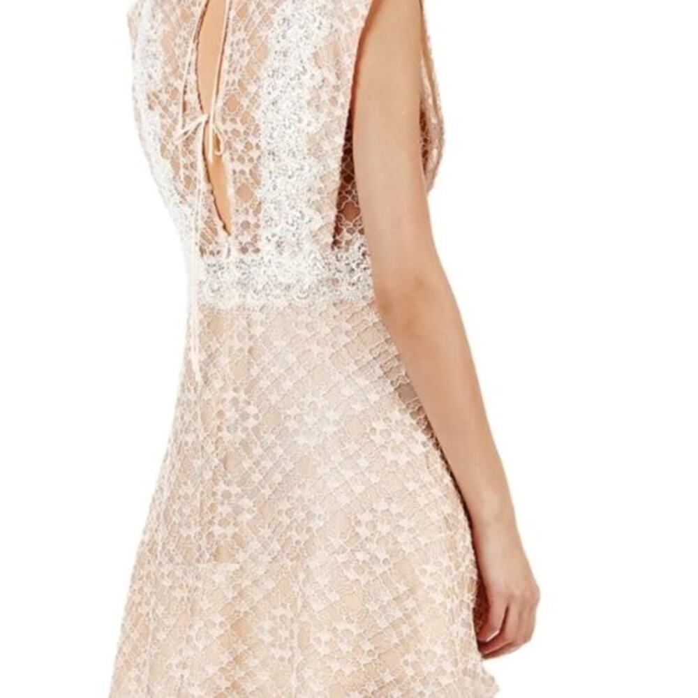 Sandro Paris "Peaches" Lace Mini Dress in Beige/Pink Size 1 (US Small) - Picture 3 of 7